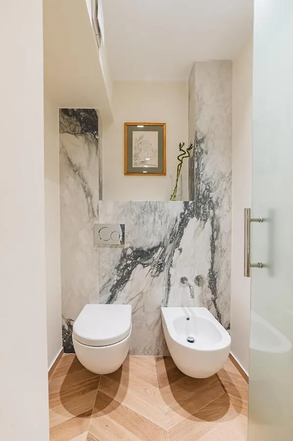Naxi Suites 陶尔米纳 公寓式酒店