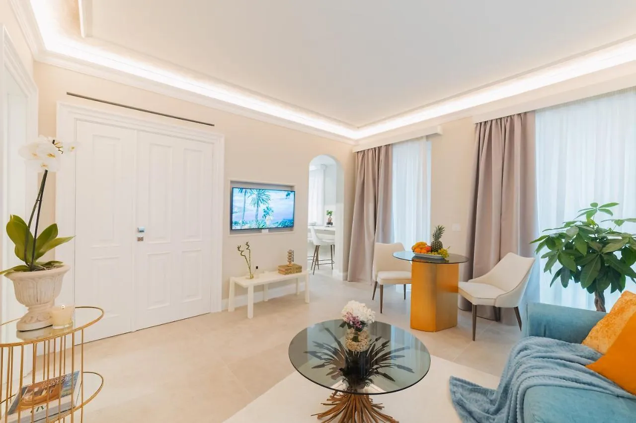 Aparthotel Naxi Suites Taormina