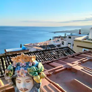  Apartment Center Private By Fragranza Di Sicilia Italy