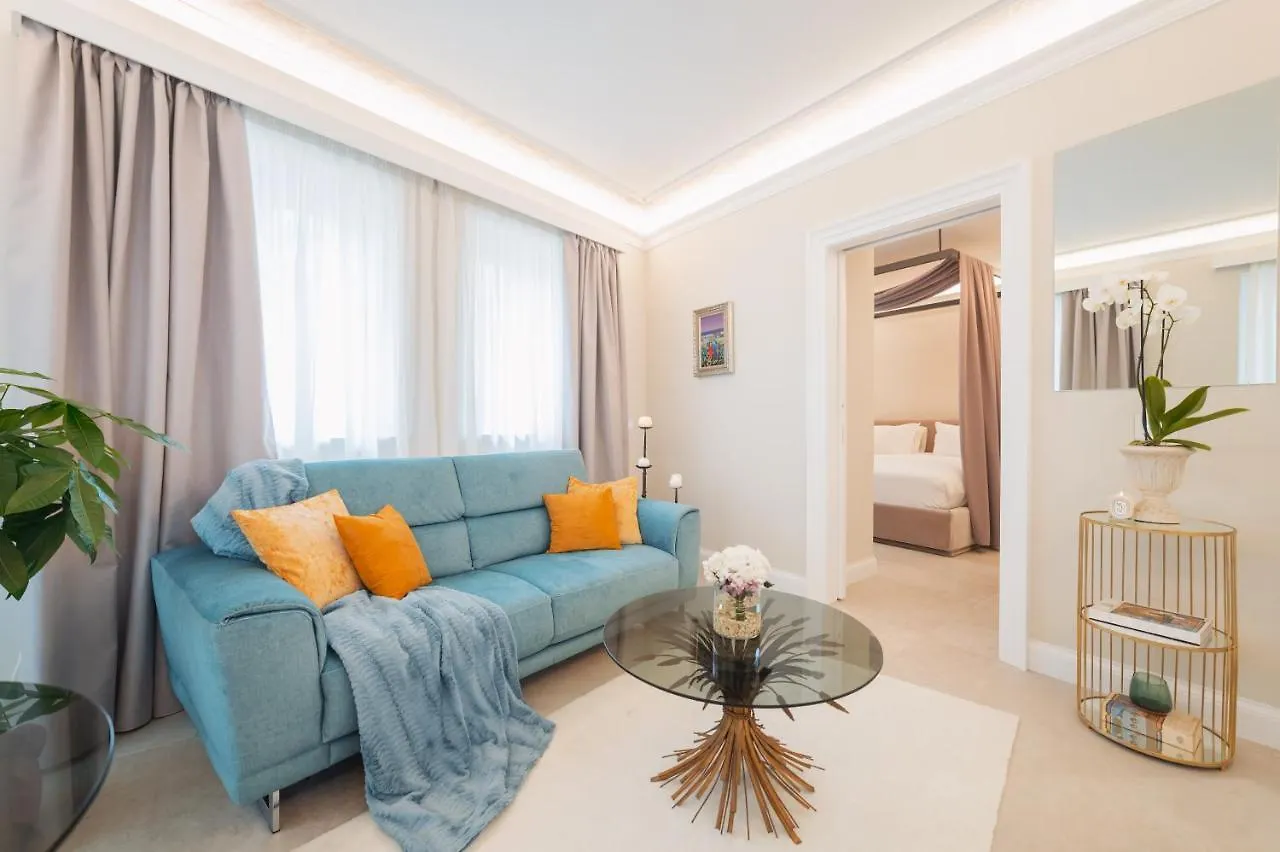 Aparthotel Naxi Suites Taormina