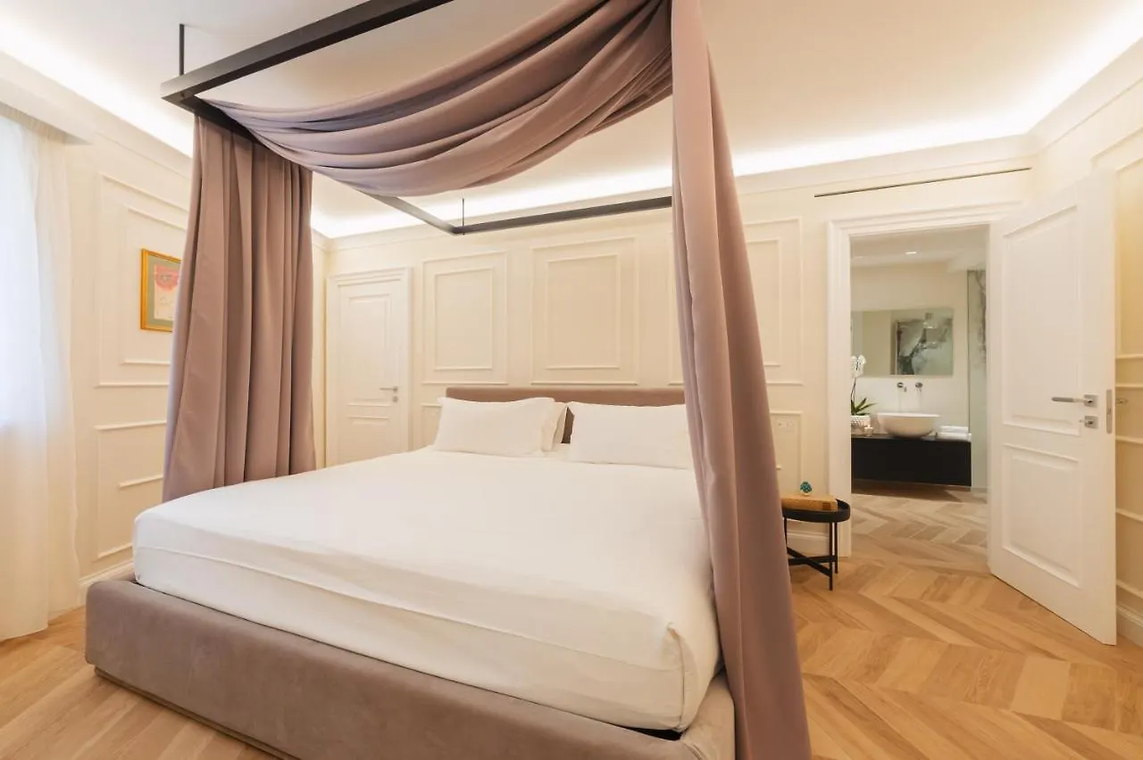 Naxi Suites Taormina Aparthotel