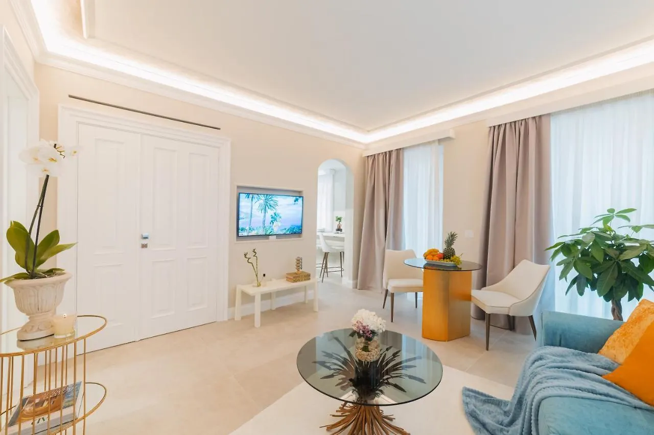 Naxi Suites Taormina Italy